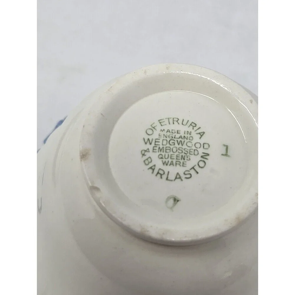 VINTAGE WEDGWOOD EMBOSSED QUEEN'S WARE WHITE & BLUE TEA CUP & SAUCER SET KITCHEN